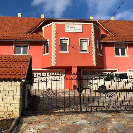 בית הארחה Kedvenc Vendeghaz מישקולץ