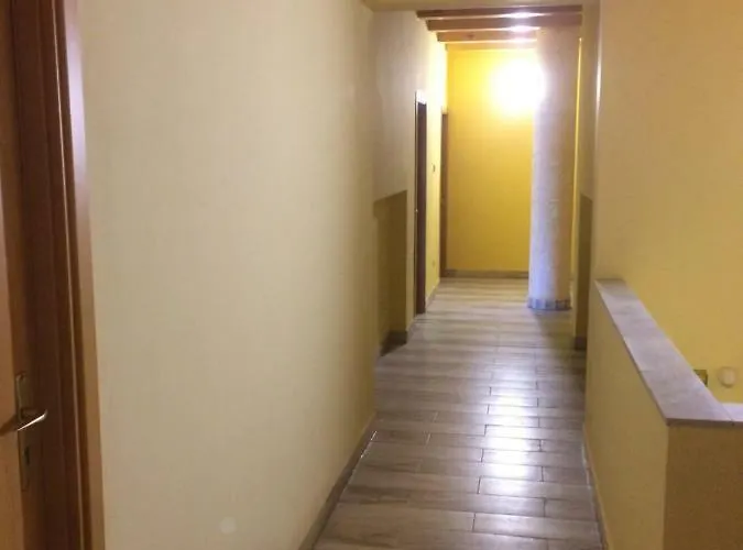 Kedvenc Vendeghaz 4* מישקולץ