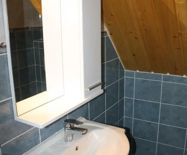 Kedvenc Vendeghaz בית הארחה